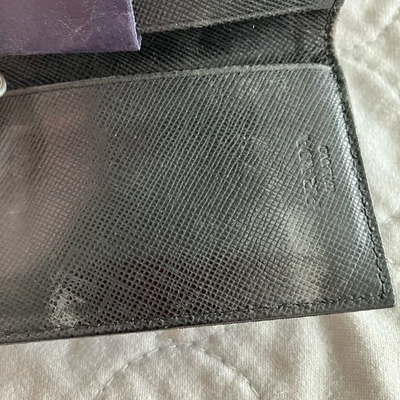 Vintage PRADA TESSUTO six key case, box & authenticity card. Black/silver. - Picture 7 of 7